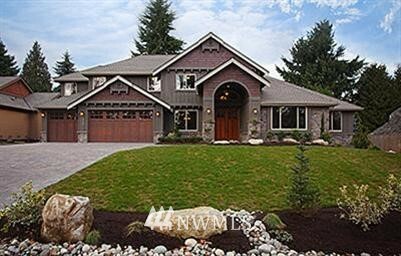 Property Photo: 10518 NE 20th St Pl WA 98004