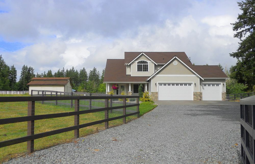 Property Photo:  31510 44th Ave E  WA 98328 