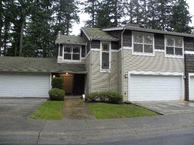 Property Photo:  706 228th St SW M201  WA 98021 