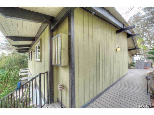 Property Photo:  2500 Cloudcrest Way  CA 92507 