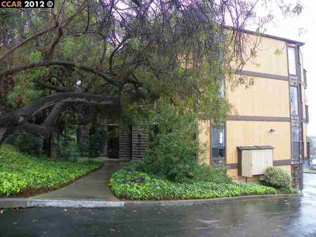 Property Photo: 16451 Saratoga St 306W CA 94578