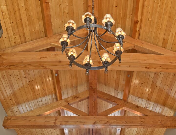 Property Photo:  820 Iron Monarch Lp  WA 98922 