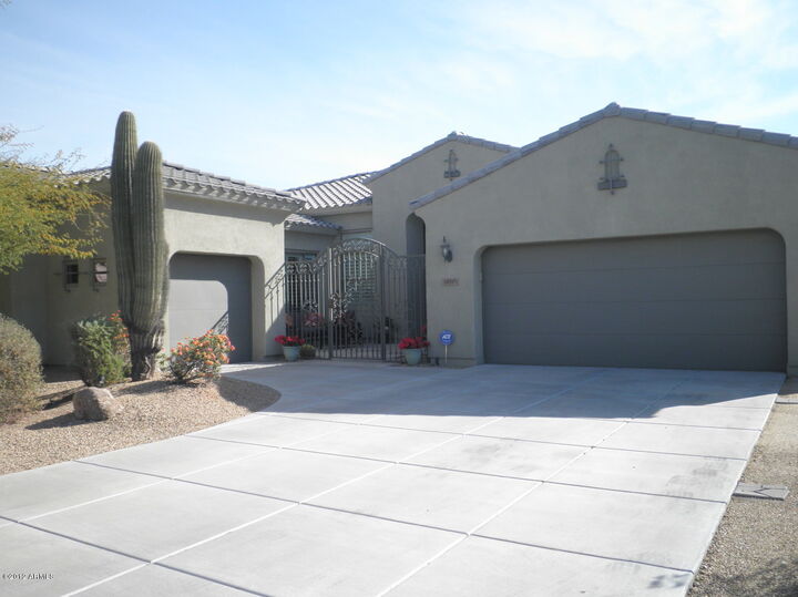 2439 N Keesha --  Mesa AZ 85207 photo