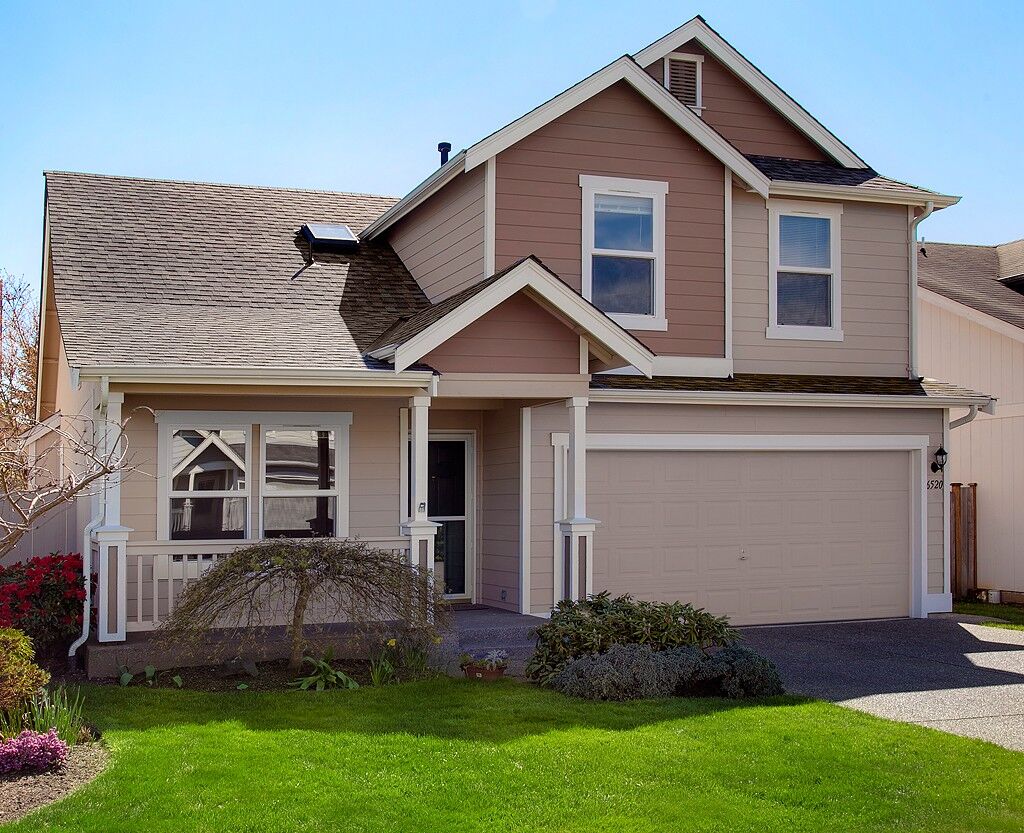 Property Photo:  6520 81st St NE  WA 98270 