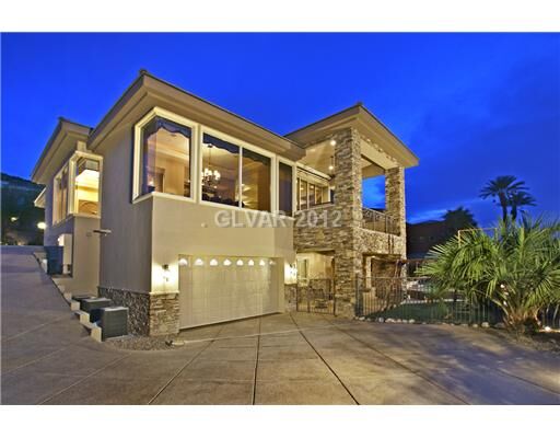 Property Photo: 1724 Tangiers Dr NV 89012