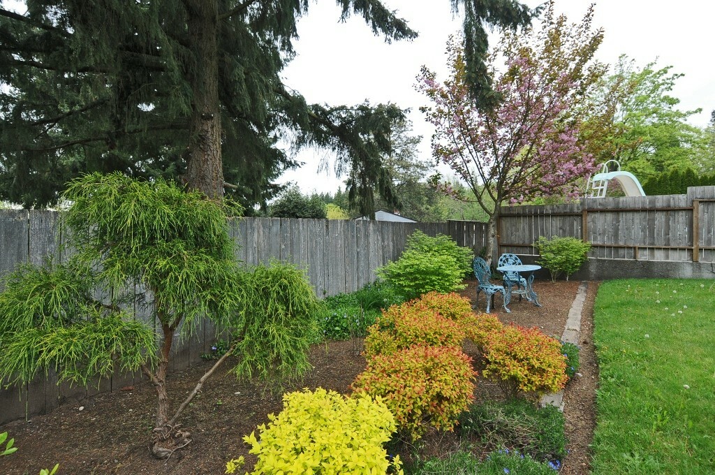 Property Photo:  30229 108th Ave SE  WA 98092 