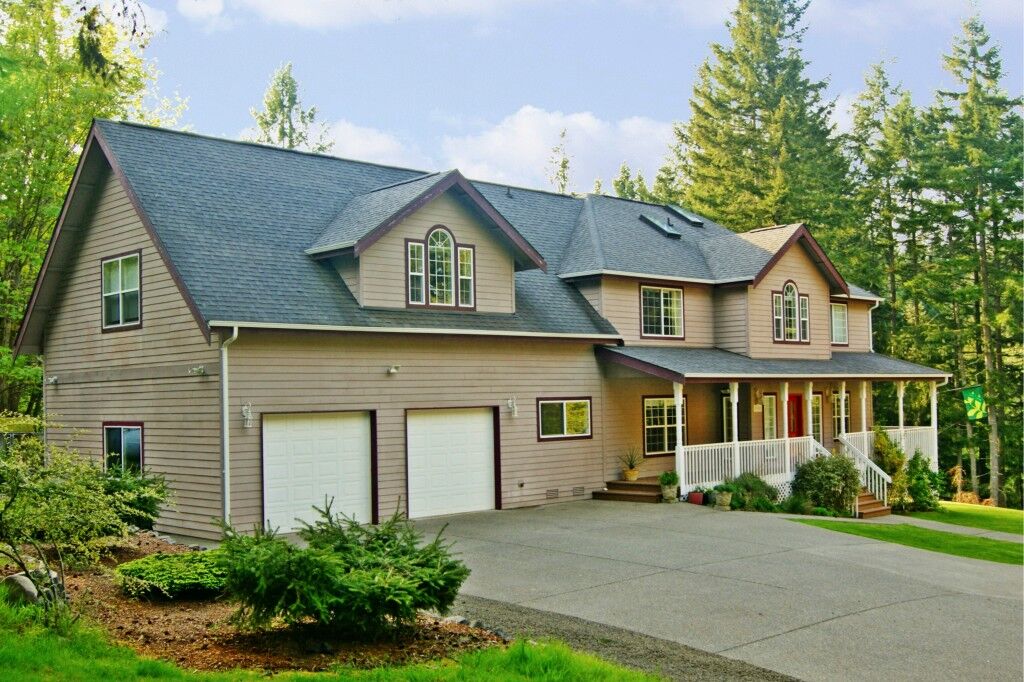 Property Photo: 5905 68th St NW WA 98335