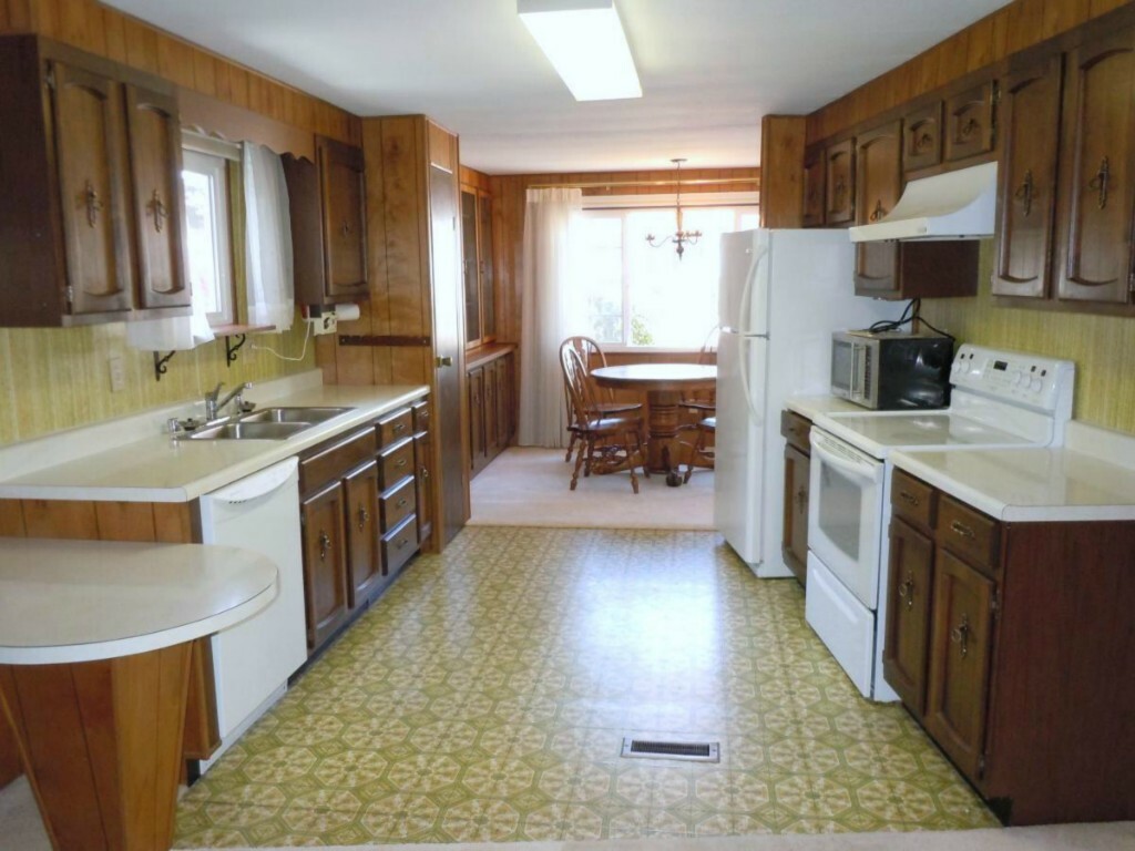 Property Photo: 16300 State Hwy 305 NE 36 WA 98370