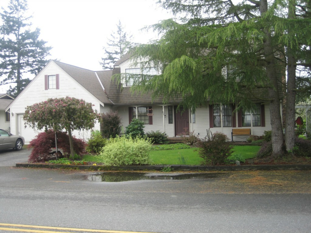 Property Photo:  12555 Eagle Dr  WA 98233 