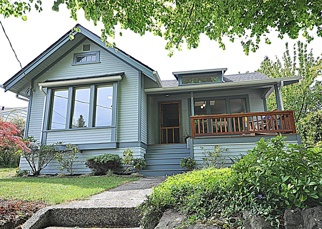 Property Photo: 8061 Dibble Ave NW WA 98117