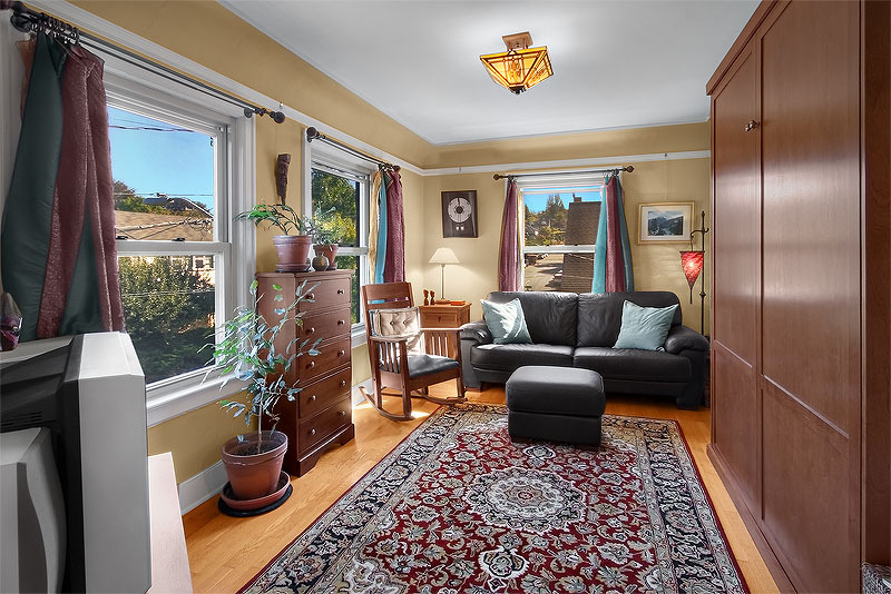 Property Photo:  756 Broadway Ave E 306  WA 98102 