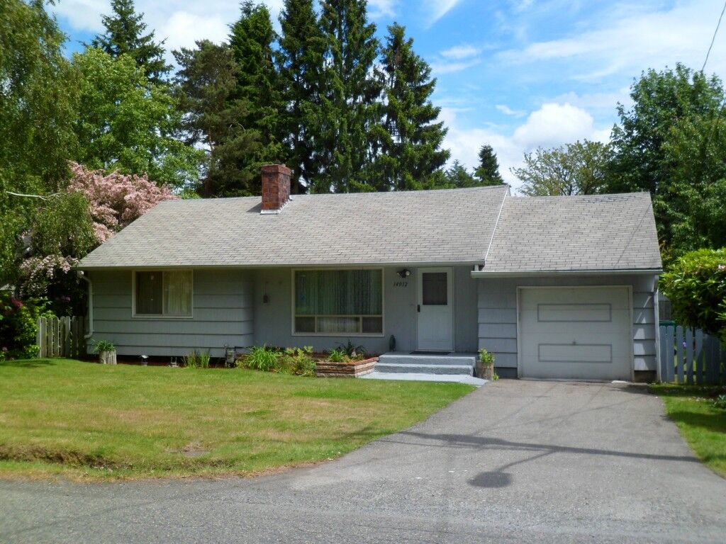 Property Photo:  14012 Meridian Ave N  WA 98133 
