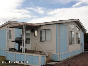 Property Photo: 1201 W Washington Ave 7 WA 98902