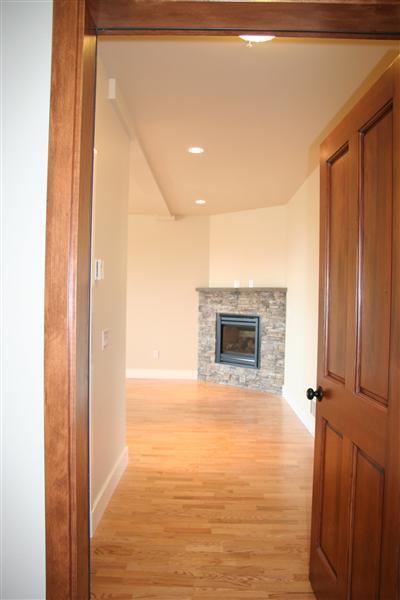 Property Photo: 1215 Lawrence St 202 WA 98368