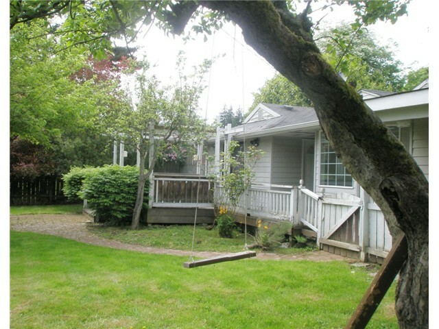 Property Photo:  7706 224th St SW  WA 98026 