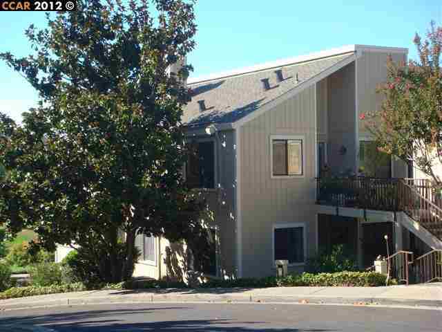 Property Photo:  3258 Rossmoor Pkwy 2  CA 94595-3802 