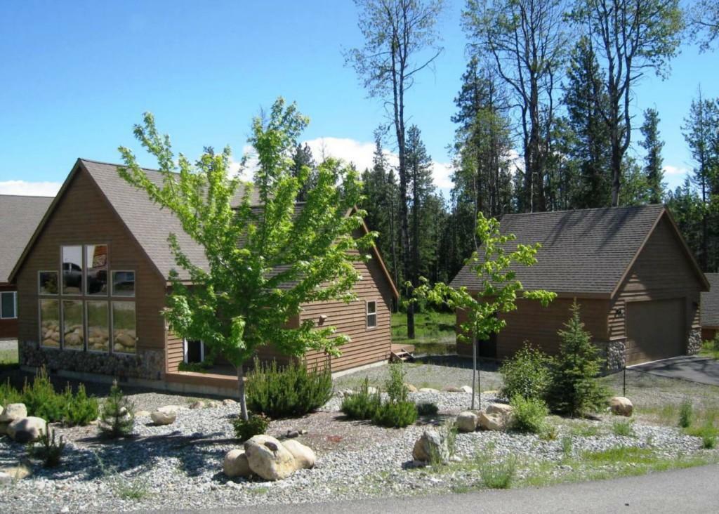 Property Photo:  150 Wintergreen  WA 98940 