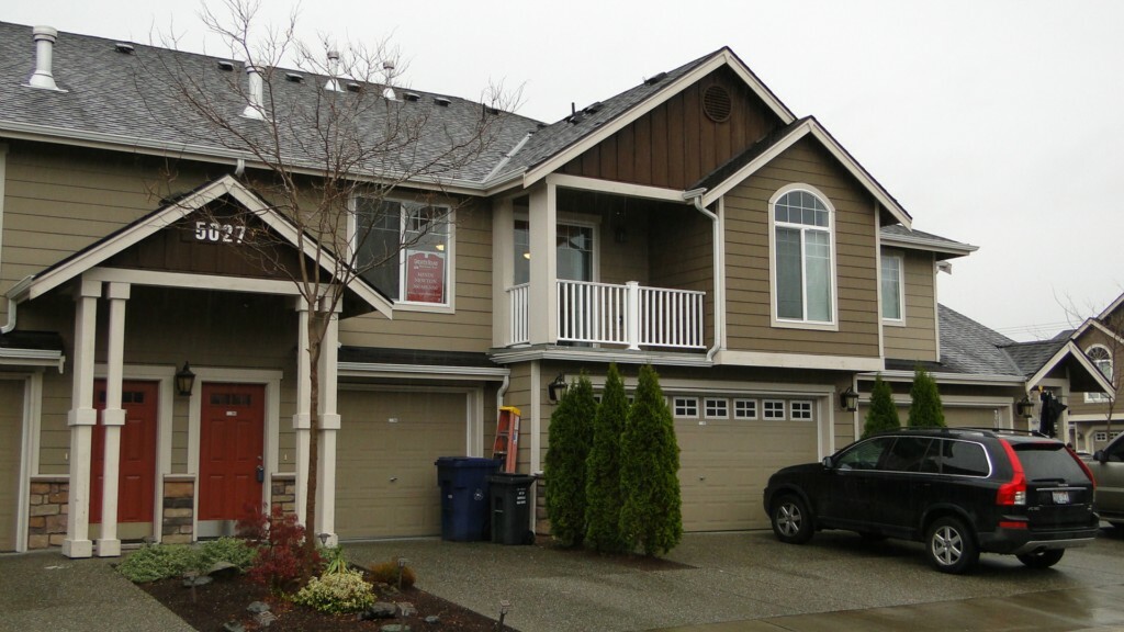 Property Photo:  5027 146th Place NE L204  WA 98271 