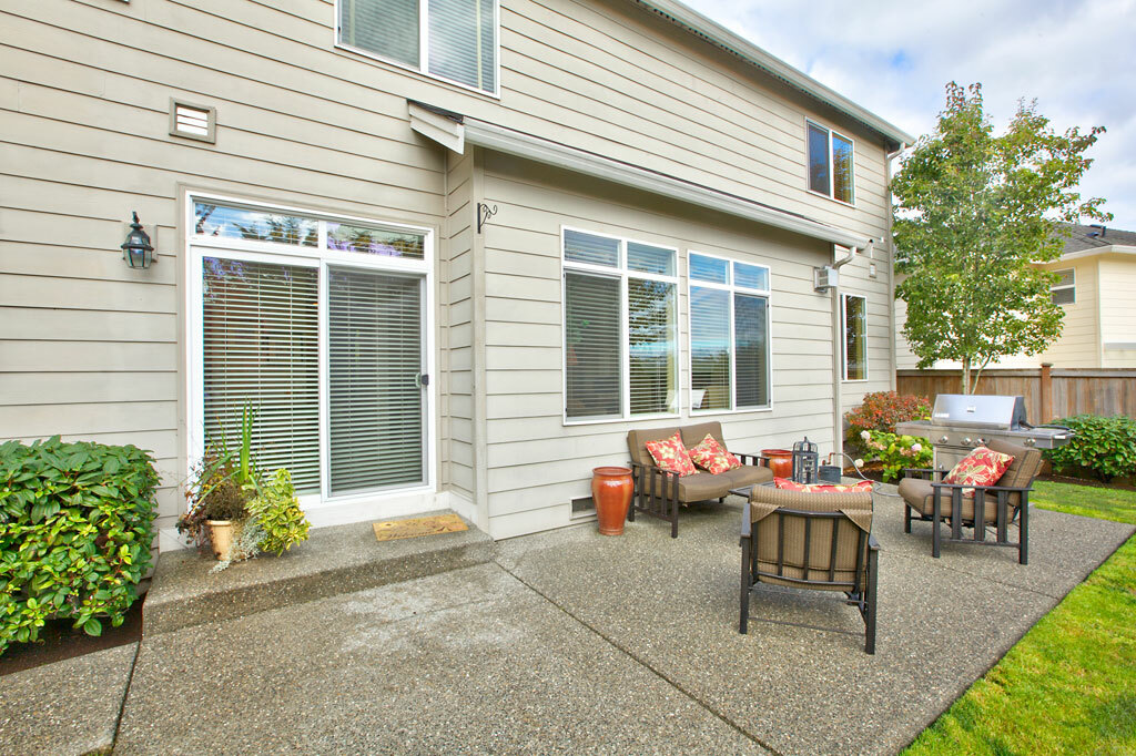 Property Photo: 14915 79th Dr SE WA 98296
