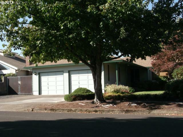 Property Photo:  2076 7th St  OR 97477 