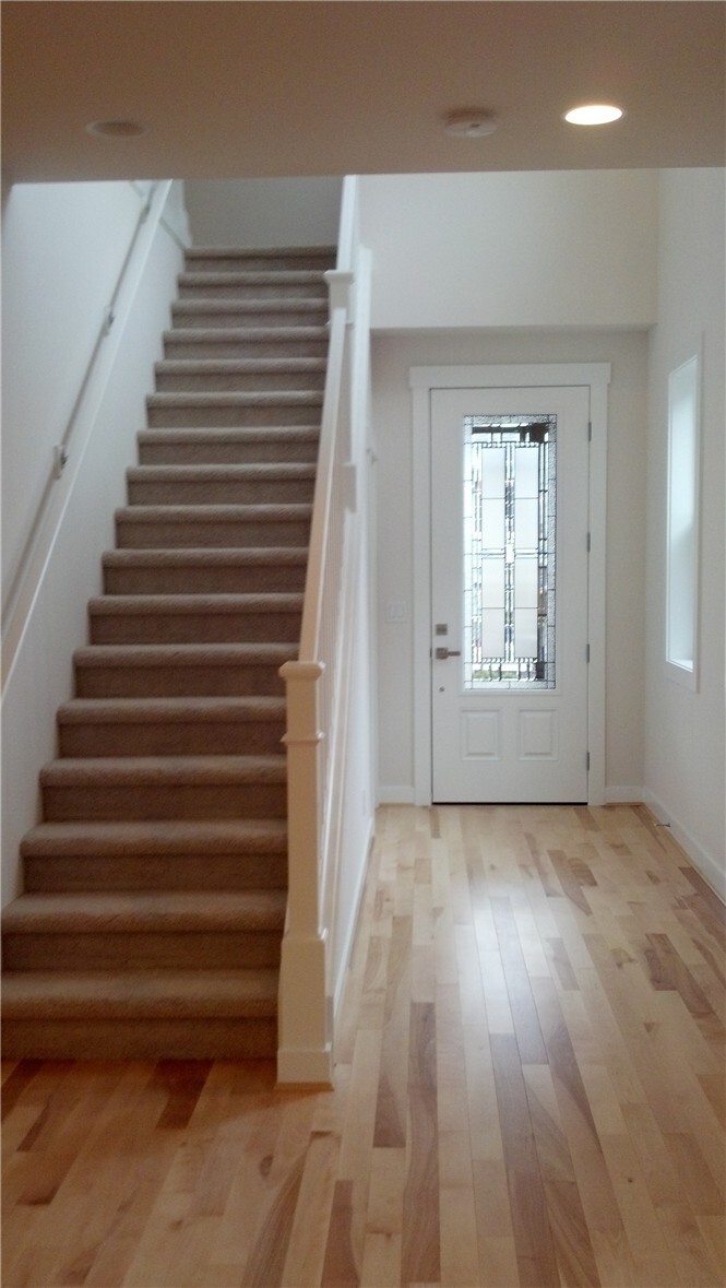 Property Photo: 1667 NE Falls Dr WA 98029