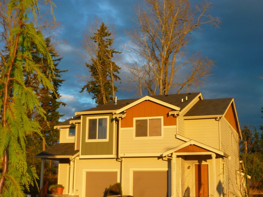 Property Photo:  8273 42nd Place NE  WA 98270 