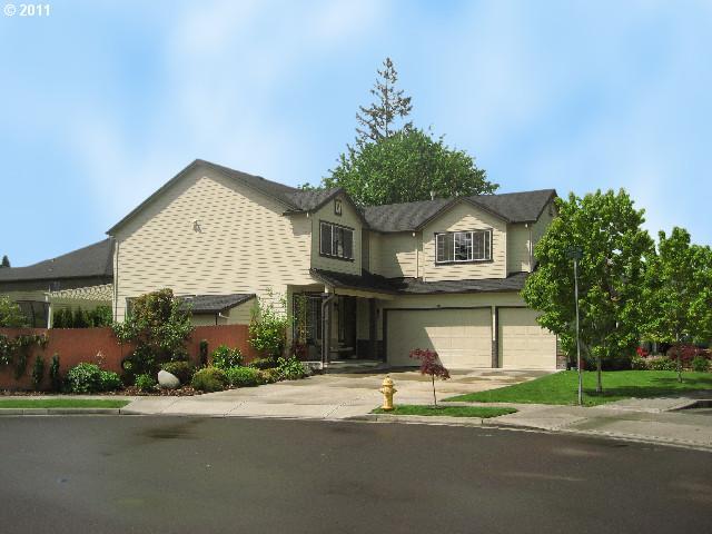 Property Photo: 3819 NW 1st Ct OR 97124