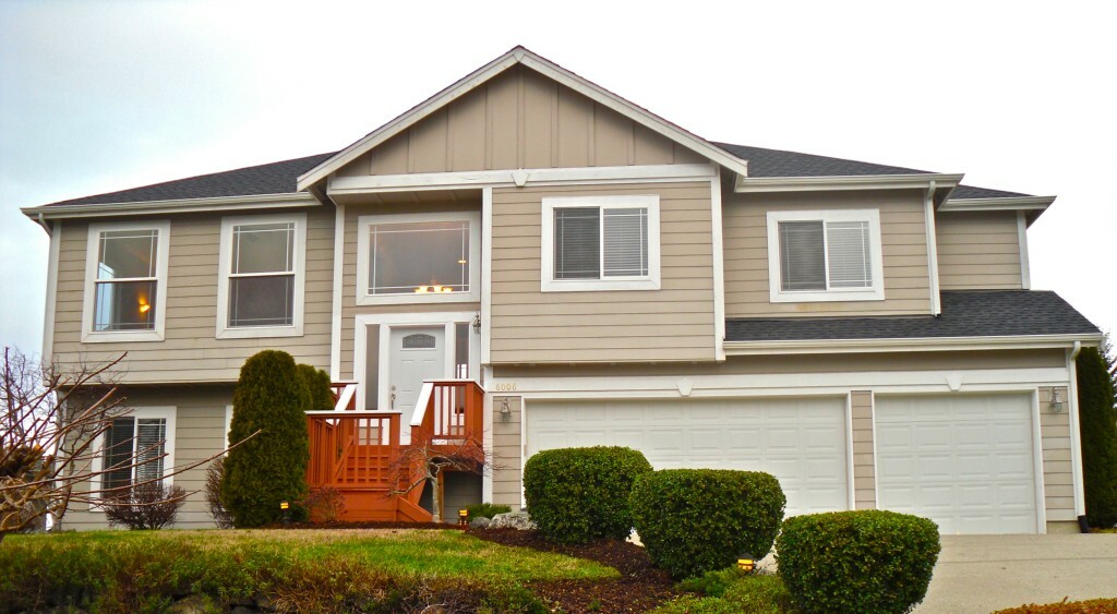 Property Photo:  6006 Osprey Cir  WA 98312 