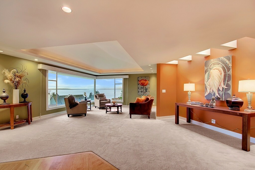 Property Photo: 10540 Valmay Ave NW WA 98177