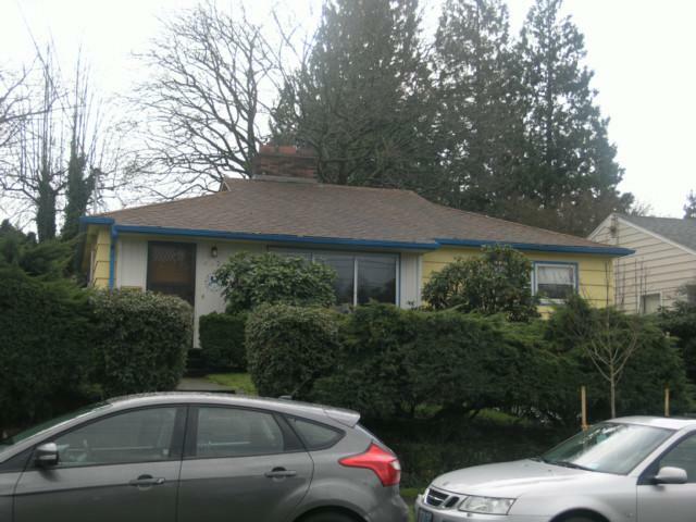 Property Photo:  4028 SE Nehalem St  OR 97202 