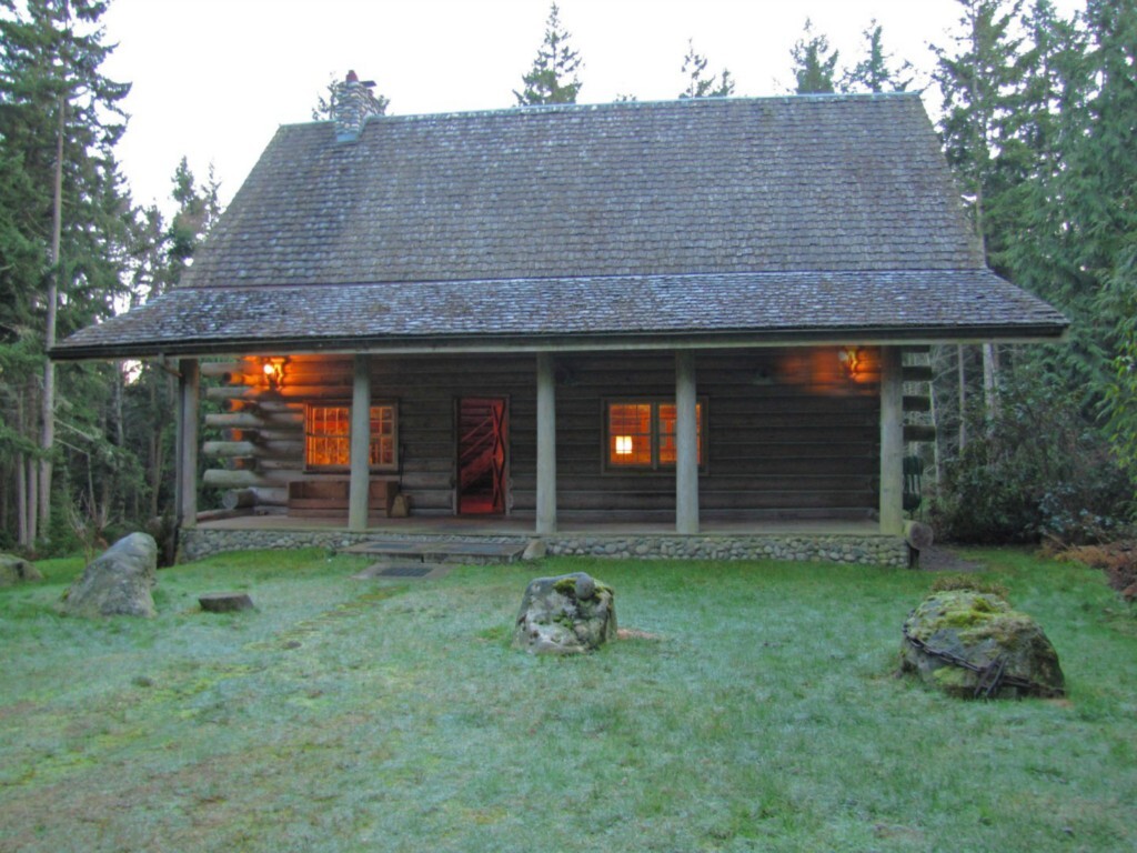Property Photo: 320 Engel WA 98368