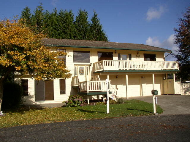 Property Photo:  1807 63rd Street Ct E  WA 98390 