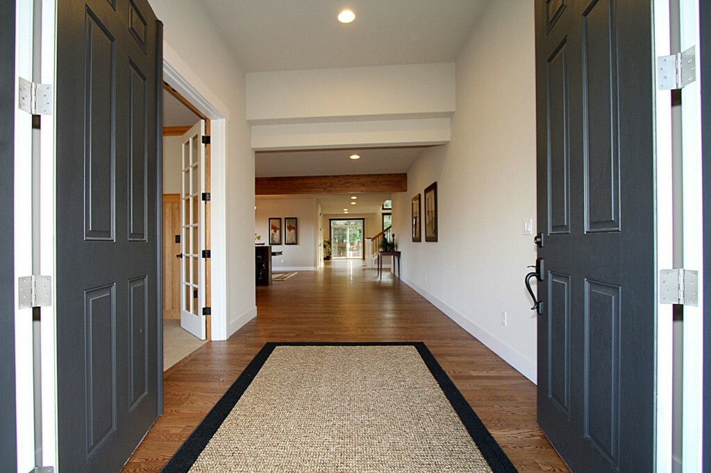 Property Photo: 8019 149th Place SE WA 98059