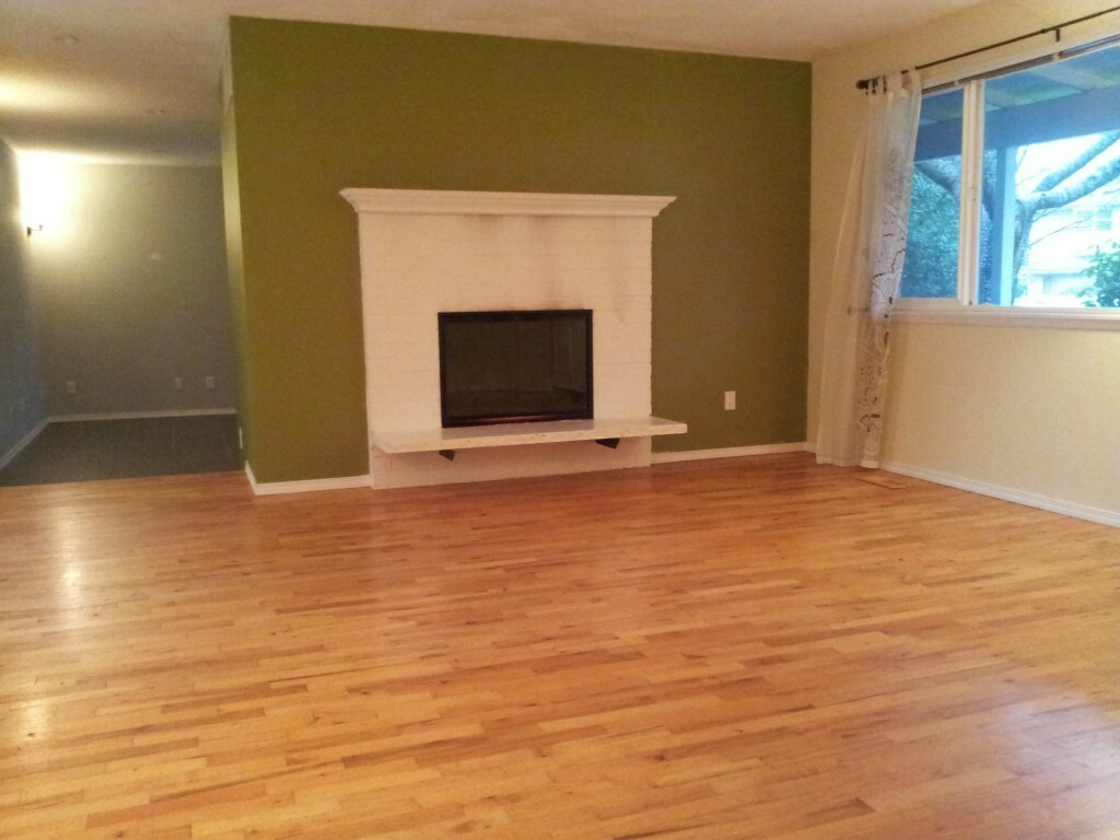 Property Photo: 8632 NE 140th St WA 98034