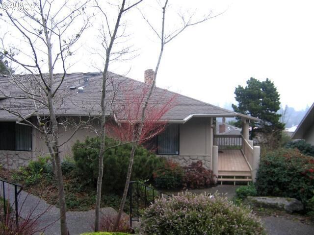 Property Photo:  67 N Condolea Ter  OR 97035 