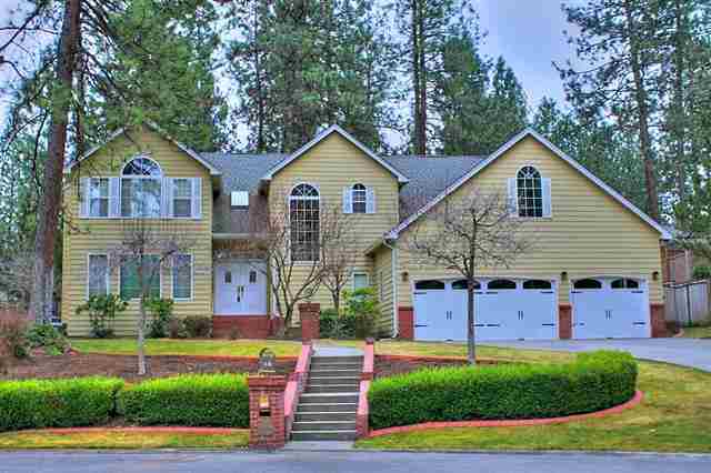 Property Photo: 12016 N Hemlock Ct WA 99218