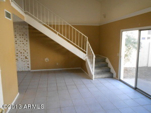 Property Photo:  2704 W Temple Street  AZ 85224 