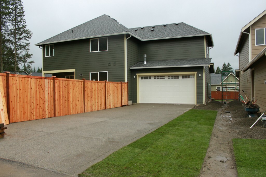 Property Photo:  1697 Eagles Nest Lot 33 Place SE  WA 98045 