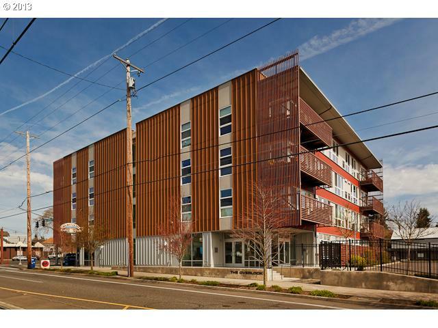 Property Photo: 3970 N Interstate Ave 404 OR 97227