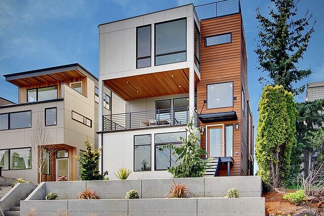 Property Photo: 1333 42nd Ave SW WA 98116