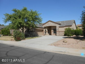 Property Photo:  2938 E Huber Street  AZ 85213 