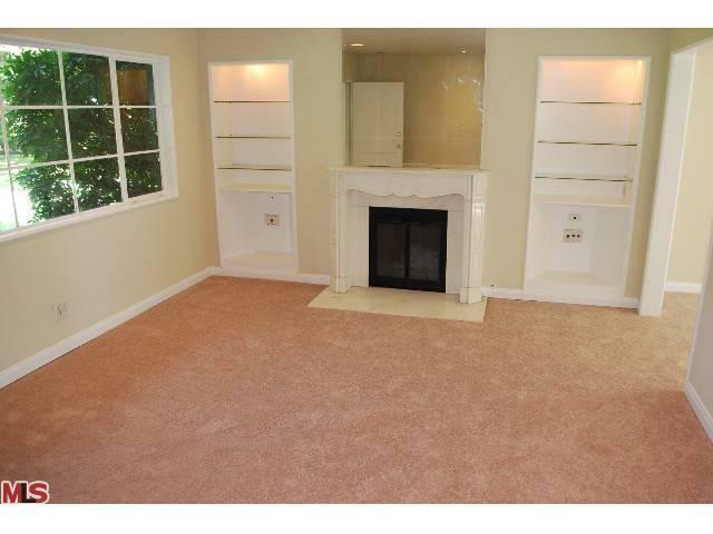 Property Photo: 5142 Village Grn CA 90016