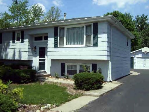 Property Photo: 28 Bonds IL 60914