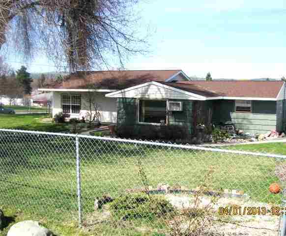 Property Photo: 8207 E Boone Ave WA 99212