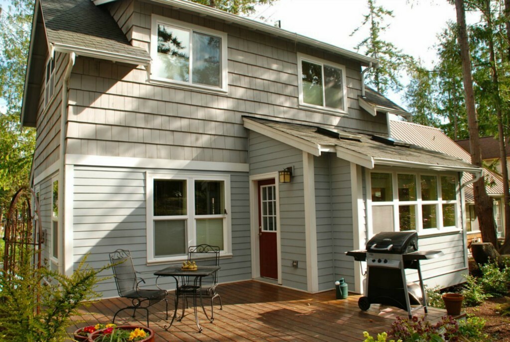 Property Photo:  2307 Madrona St  WA 98368 