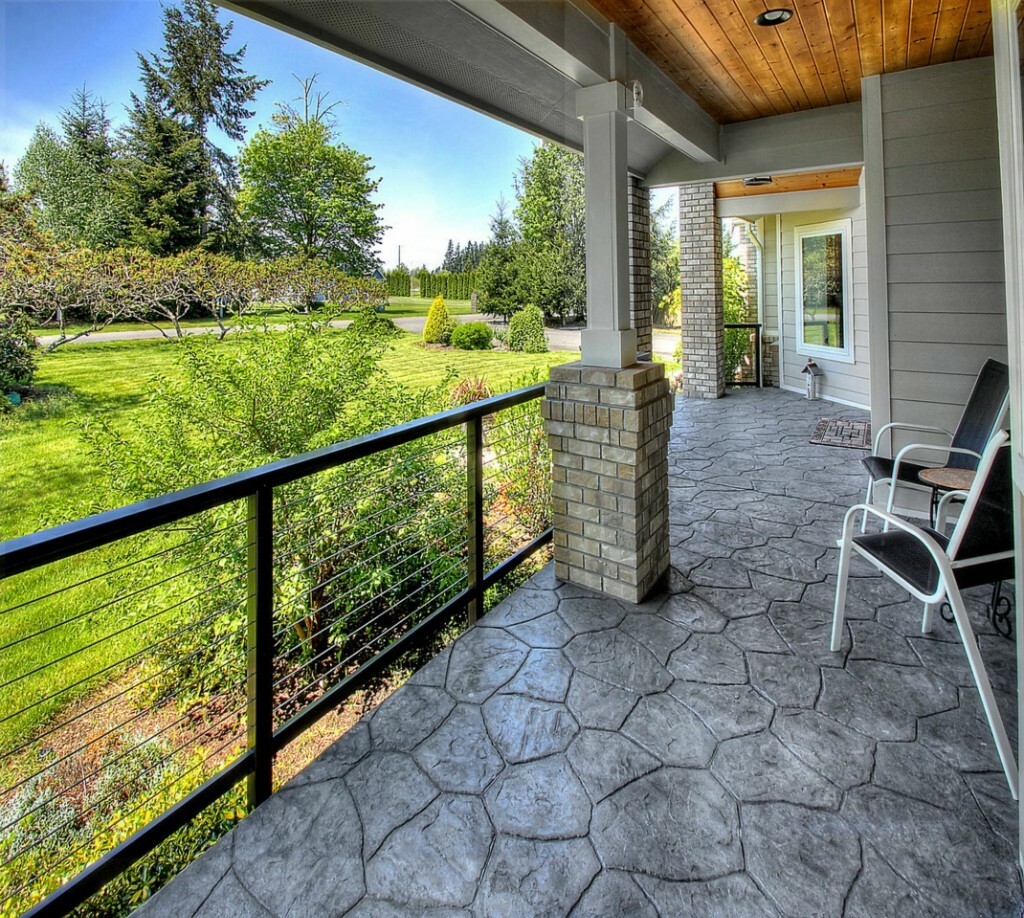 Property Photo:  29919 39th Ave S  WA 98580 