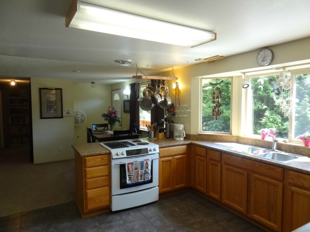 Property Photo:  3213 240th St SE  WA 98021 