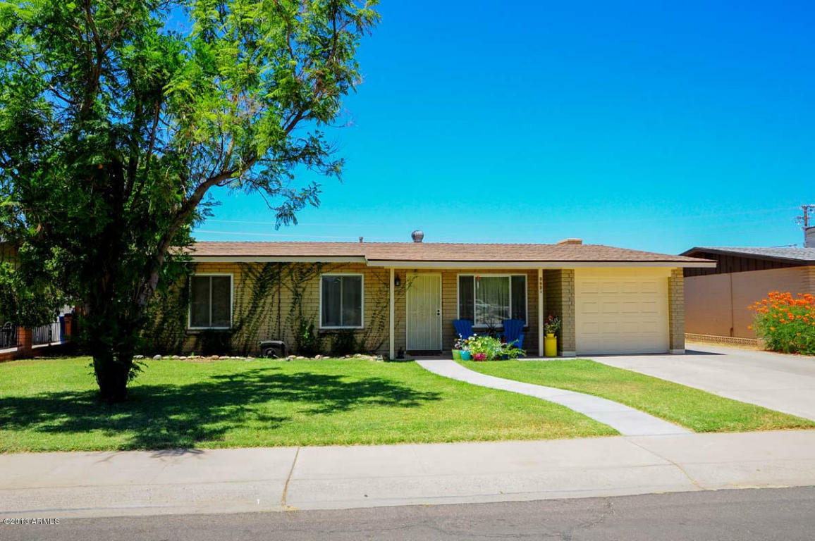 Property Photo:  2638 S Elm Street  AZ 85282 