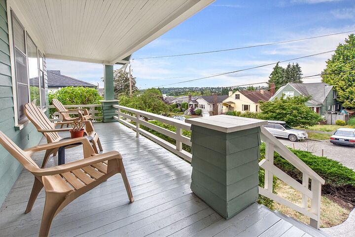 3 bed Seattle home for sale 8020 Stroud Ave N, Seattle, WA 98103