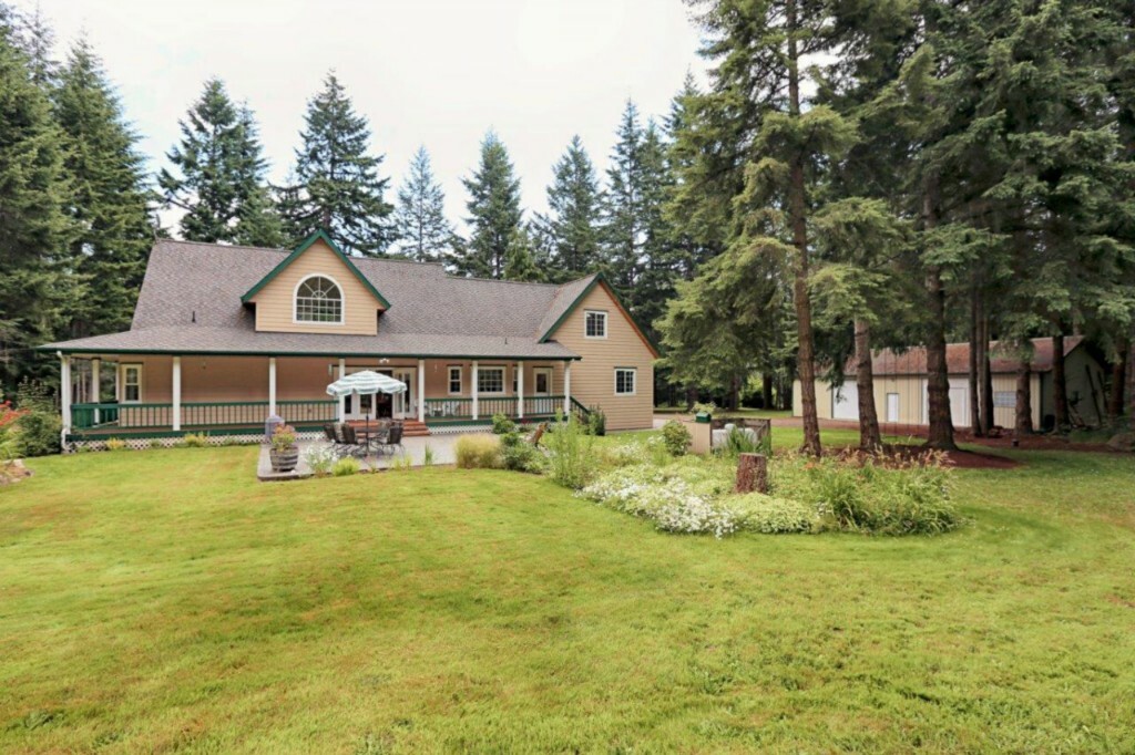 Property Photo:  518 S Camano Ridge Rd  WA 98282 